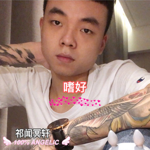 日本巨乳人妖射精视频
